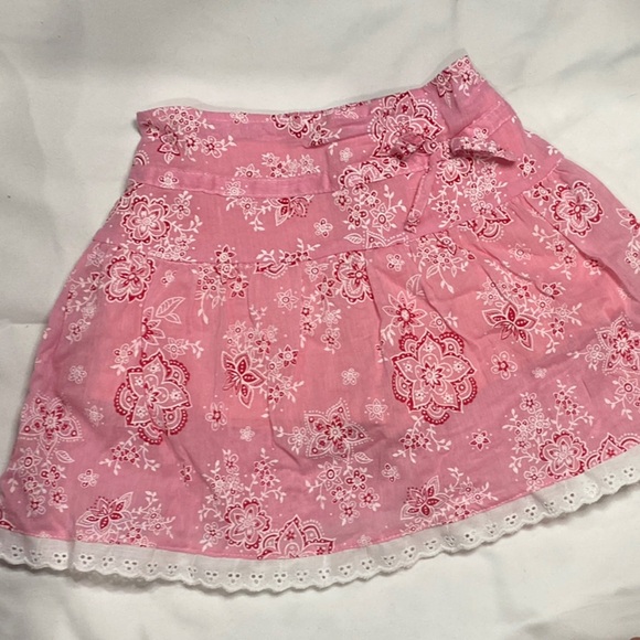 Sesame Street Other - 3t Sesame Street Pink Floral Skirt with Built in Shorts.